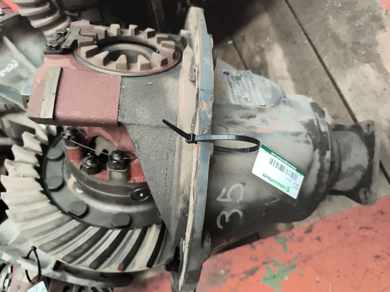 Recambio de grupo para nissan l - 80.14 referencia OEM IAM GD350 63011006D1 RATIO:4 , 38/1=35X8