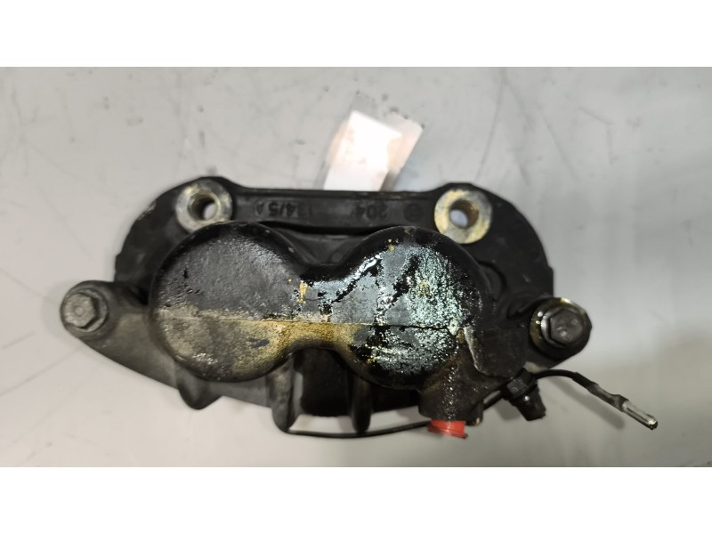 Recambio de pinza freno delantera izquierda para nissan cabstar e 3.0 diesel referencia OEM IAM 204085 BOSCH 