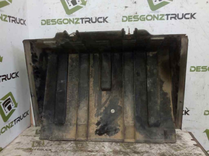 Recambio de tapa bateria para man tg - a 18.xxx fg / bb   (e3/e4) xl referencia OEM IAM   