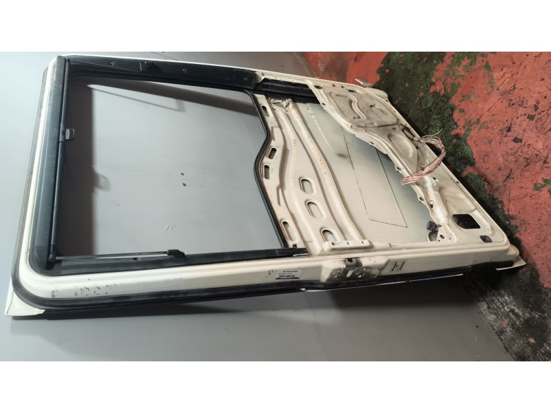 Recambio de puerta delantera izquierda para man tgx 18.xxx fg / 4x2 bl xl referencia OEM IAM 81626004129  