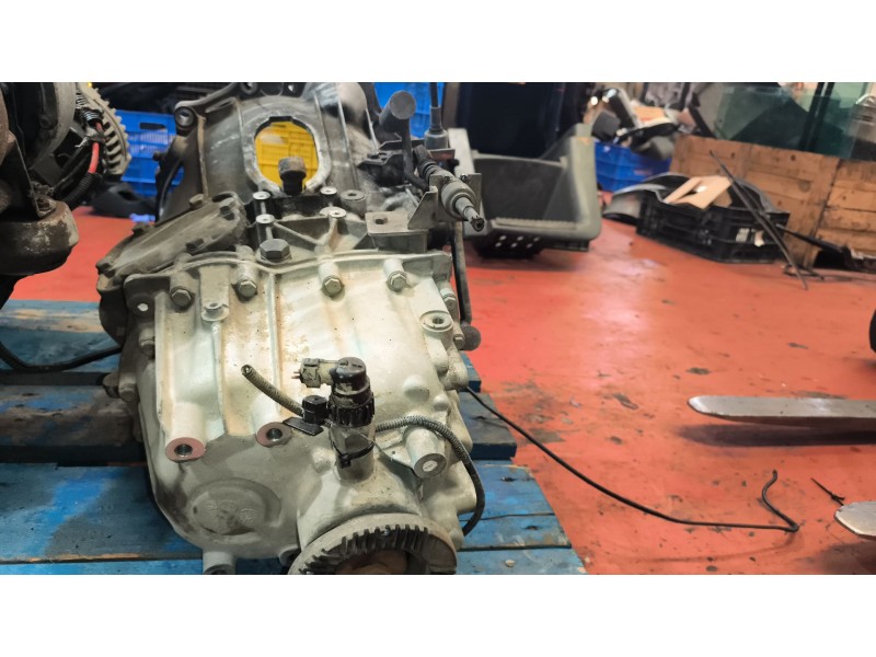 Recambio de caja cambios para iveco daily iii furgoneta 65 c 17 referencia OEM IAM 6S38011M05 8871921 13718256