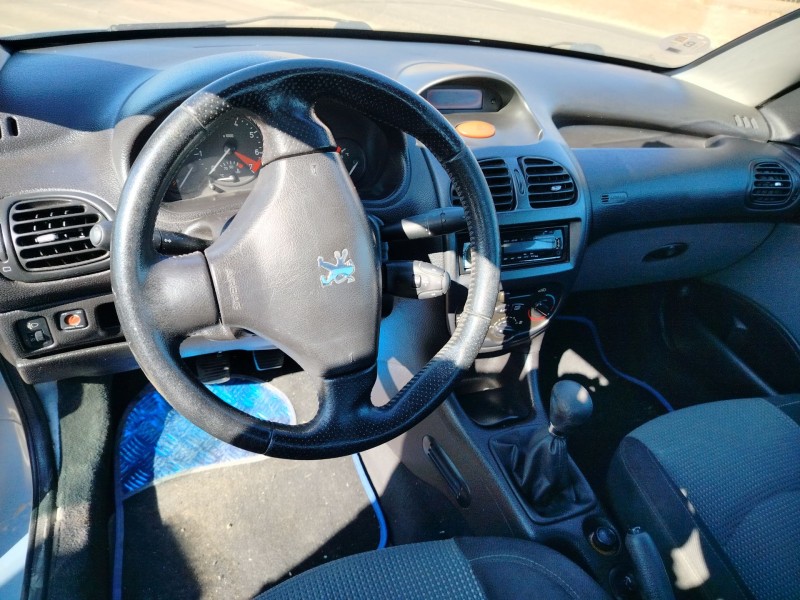 peugeot 206 cc (2d) del año 2002