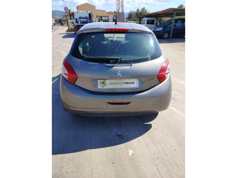 peugeot 208 i (ca_, cc_) del año 2014