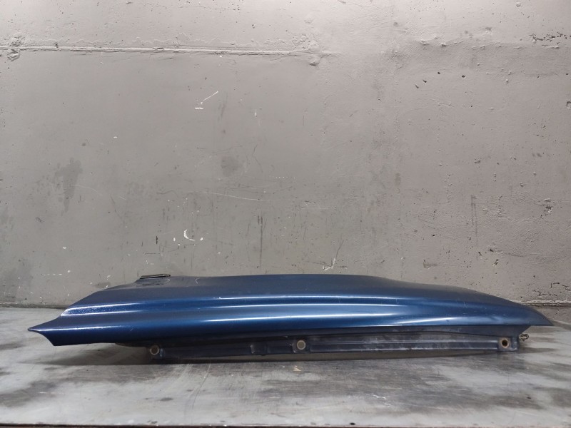 Recambio de aleta delantera izquierda para volvo s40 berlina referencia OEM IAM   