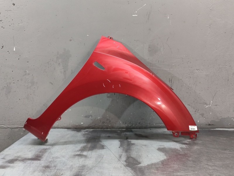 Recambio de aleta delantera derecha para hyundai i30 (gd) 1.6 crdi referencia OEM IAM   