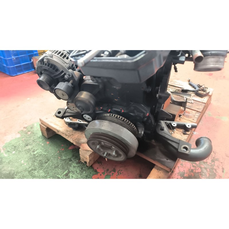 Recambio de motor completo para iveco eurocargo fg 120 e larga distancia referencia OEM IAM F4AE3681D  P1080380657