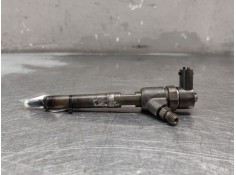 Recambio de inyector para opel corsa c blue line referencia OEM IAM 0445110083  