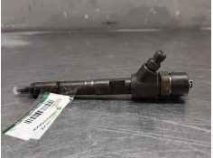 Recambio de inyector para opel corsa c blue line referencia OEM IAM 0445110083  