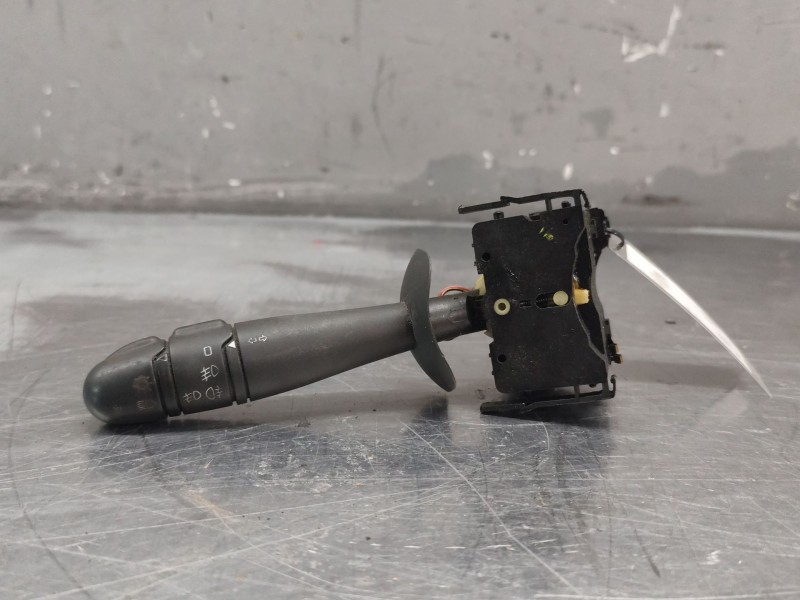 Recambio de mando intermitentes para renault laguna ii (bg0) authentique referencia OEM IAM 8200012244  