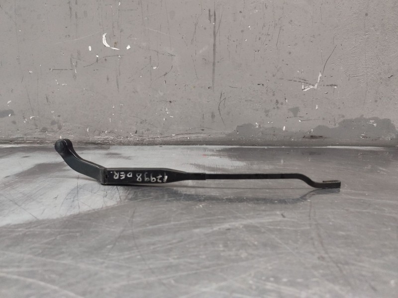 Recambio de brazo limpia delantero derecho para seat toledo (1l) magnus referencia OEM IAM 1L0955407  