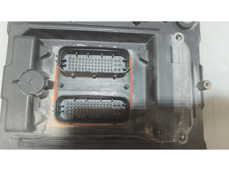 Recambio de centralita motor edc para renault serie t 12.8 diesel referencia OEM IAM 21900545  