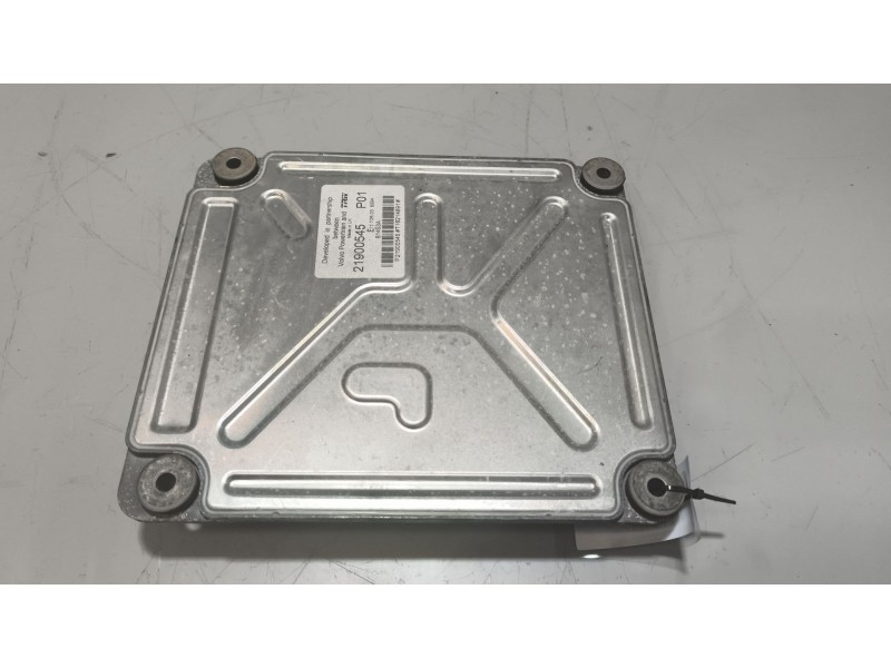 Recambio de centralita motor edc para renault serie t 12.8 diesel referencia OEM IAM 21900545  