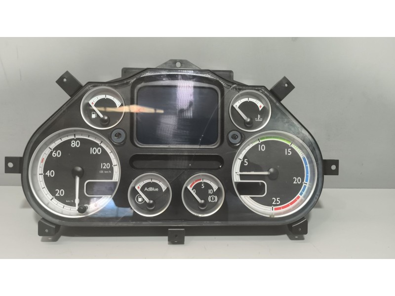 Recambio de cuadro instrumentos para daf serie xf105.xxx 12.9 diesel referencia OEM IAM 1789469  