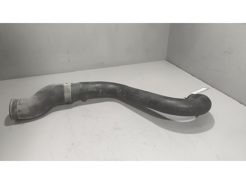 Recambio de tubo admision para iveco eurocargo 05.03  fki 180 e tráfico urbano referencia OEM IAM 504076828  