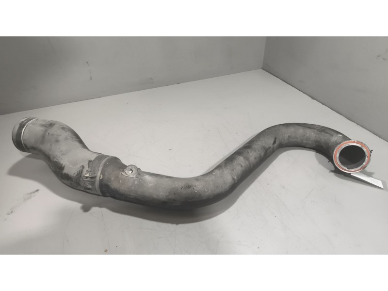 Recambio de tubo admision para iveco eurocargo 05.03  fki 180 e tráfico urbano referencia OEM IAM 504076828  