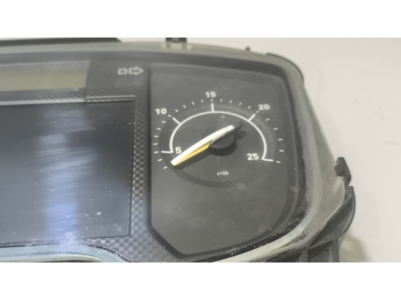 Recambio de cuadro instrumentos para renault serie t 10.8 diesel referencia OEM IAM 22166228 7422166228 