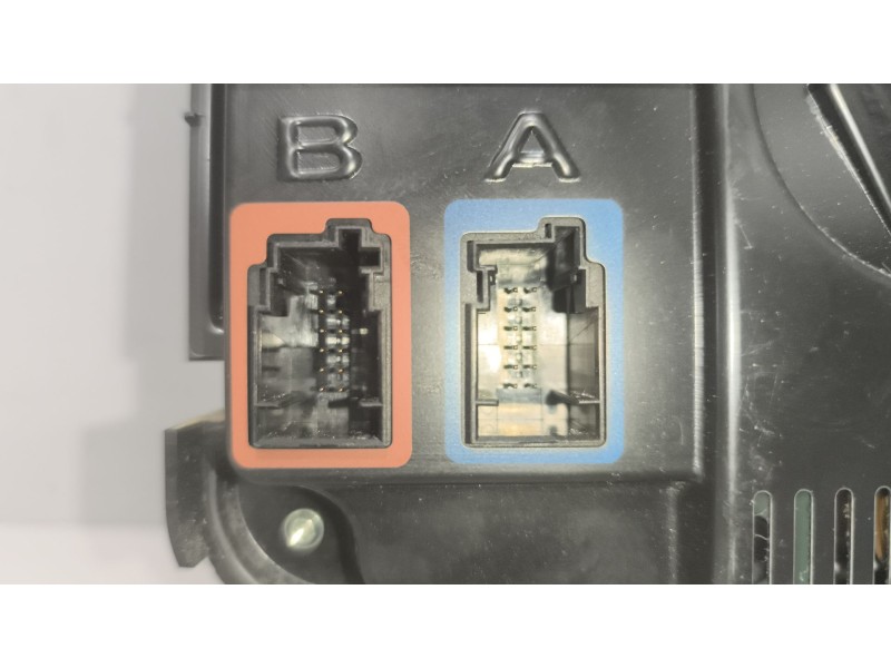 Recambio de cuadro instrumentos para renault serie t 10.8 diesel referencia OEM IAM 22166228 7422166228 