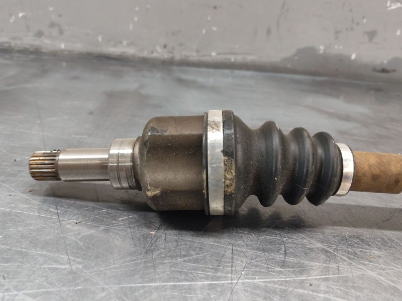 Recambio de transmision delantera izquierda para peugeot 206 berlina x-line referencia OEM IAM A0009476  