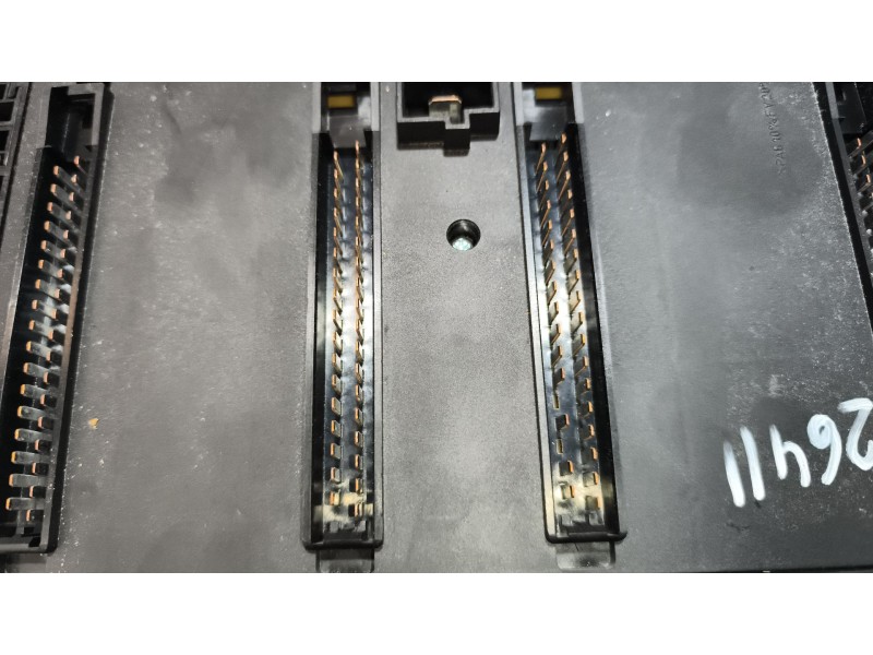 Recambio de caja reles / fusibles para daf serie xf105.xxx 12.9 diesel referencia OEM IAM 1795419  