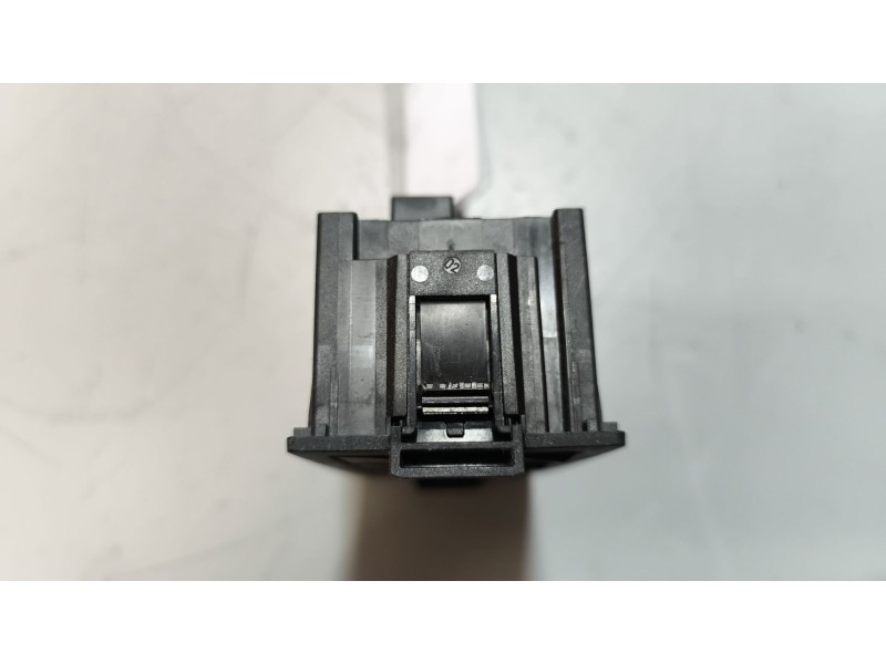 Recambio de interruptor para renault serie t 10.8 diesel referencia OEM IAM 22338209 7422338209 