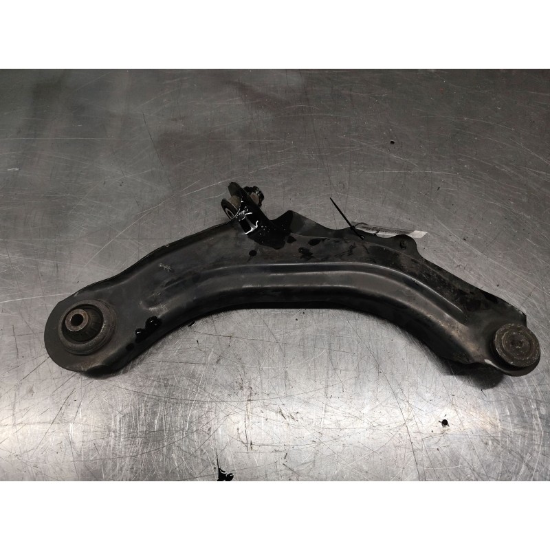 Recambio de brazo suspension inferior delantero izquierdo para renault scenic ii grand confort dynamique referencia OEM IAM   