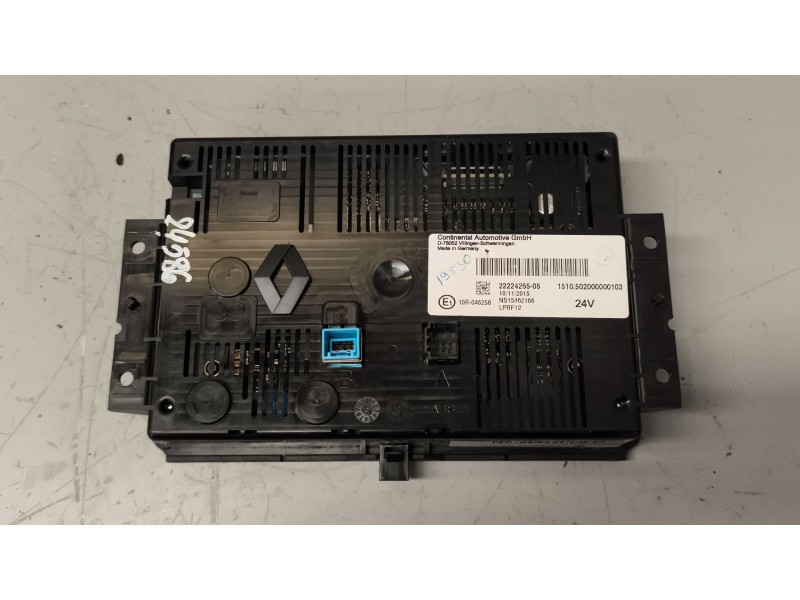 Recambio de pantalla multifuncion para renault serie t 10.8 diesel referencia OEM IAM 7422224265 22224265 
