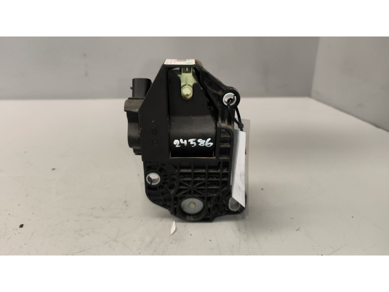 Recambio de pedal acelerador para renault serie t 10.8 diesel referencia OEM IAM 7484541219  