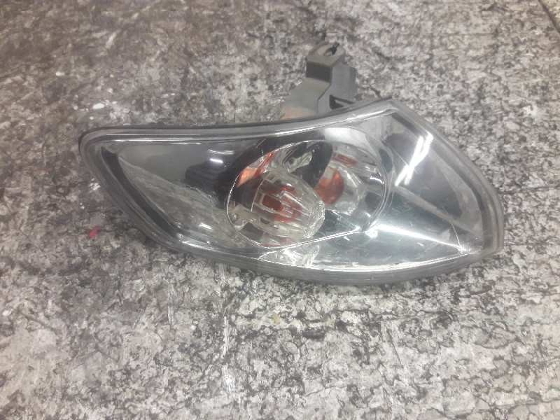 Recambio de piloto delantero derecho para mazda 626 berlina (gf) 2.0 ditd ac referencia OEM IAM   