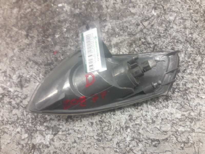 Recambio de piloto delantero derecho para mazda 626 berlina (gf) 2.0 ditd ac referencia OEM IAM   