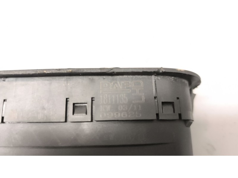 Recambio de mando elevalunas delantero izquierdo para daf serie xf105.xxx 12.9 diesel referencia OEM IAM 1811135  