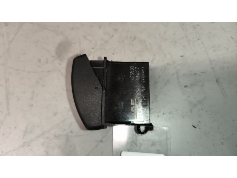 Recambio de interruptor para daf serie xf105.xxx 12.9 diesel referencia OEM IAM 1435592  