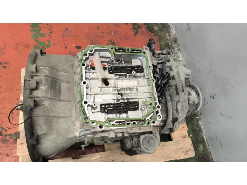 Recambio de caja cambios para renault magnum ab 2005 12.8 diesel referencia OEM IAM AT2612D 3190589 1100085802