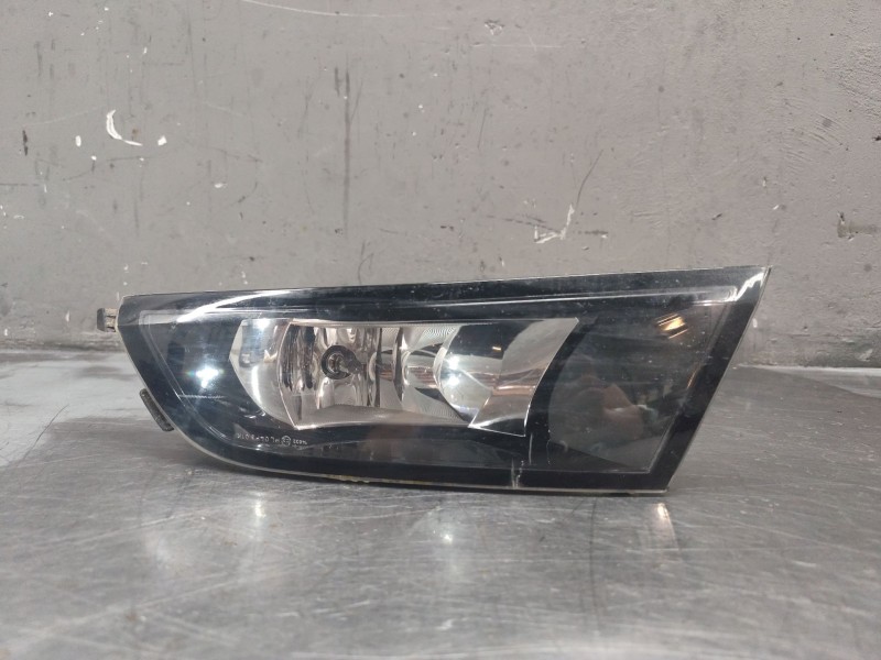 Recambio de faro antiniebla izquierdo para skoda fabia iii (nj3) 1.0 tsi referencia OEM IAM 6V0941699A  