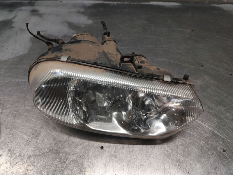 Recambio de faro derecho para alfa romeo 156 (932_) 1.9 jtd (932.a2b00) referencia OEM IAM 086671106R  