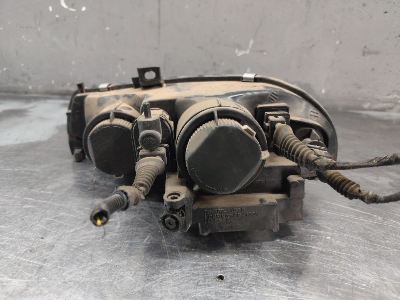 Recambio de faro derecho para alfa romeo 156 (932_) 1.9 jtd (932.a2b00) referencia OEM IAM 086671106R  