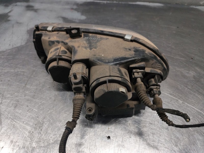 Recambio de faro derecho para alfa romeo 156 (932_) 1.9 jtd (932.a2b00) referencia OEM IAM 086671106R  