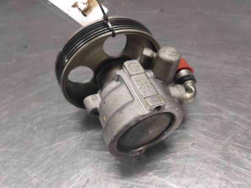 Recambio de bomba direccion para citroën berlingo 1.6 16v hdi referencia OEM IAM 9637000980  