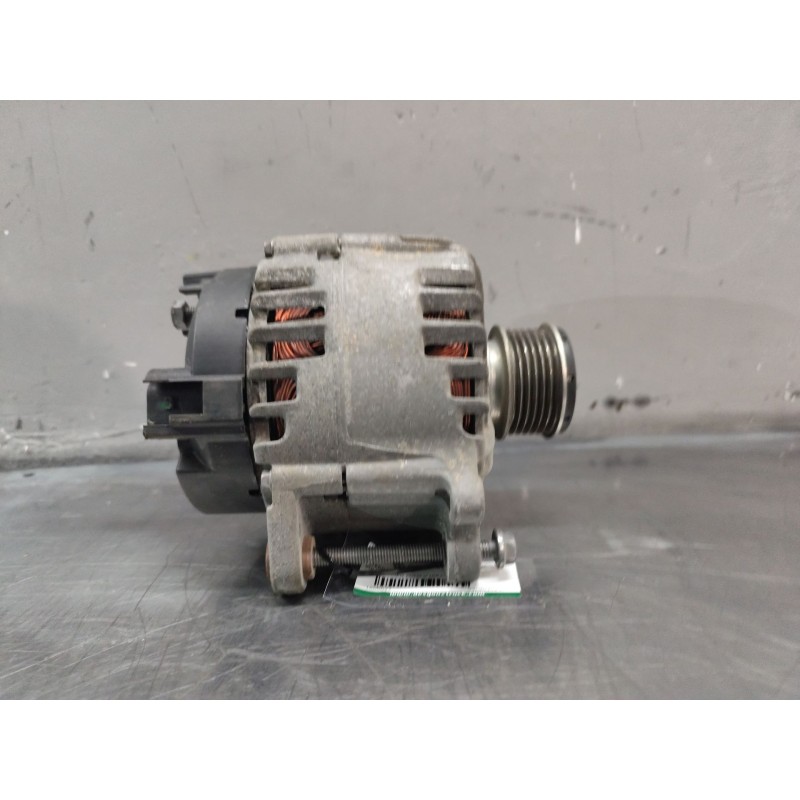 Recambio de alternador para volkswagen polo v (6r1, 6c1) 1.6 tdi referencia OEM IAM 03L903023F 112136316 2607703A