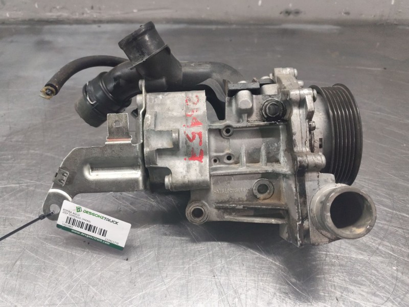 Recambio de bomba agua para jeep compass (mk49) 2.2 crd referencia OEM IAM 23791177E  