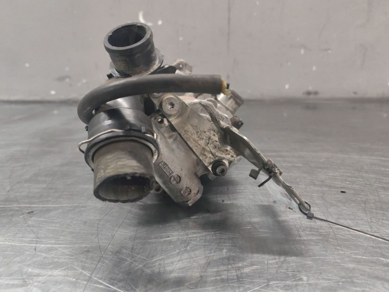 Recambio de bomba agua para jeep compass (mk49) 2.2 crd referencia OEM IAM 23791177E  