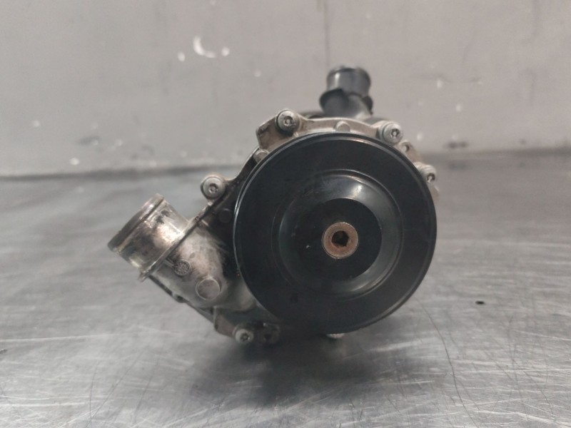 Recambio de bomba agua para jeep compass (mk49) 2.2 crd referencia OEM IAM 23791177E  