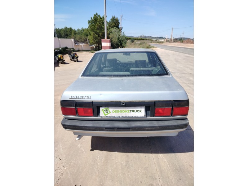 renault 21 sedán (l48_) del año 1989