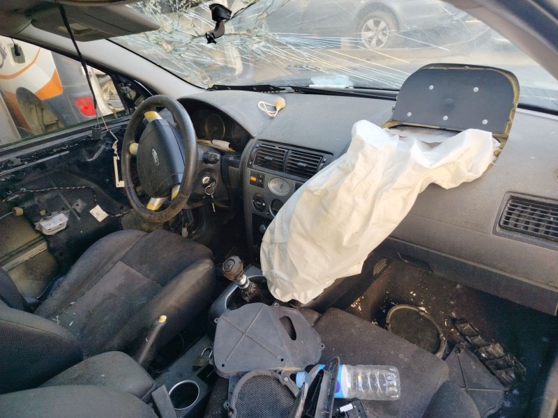 ford mondeo berlina (ge) del año 2003