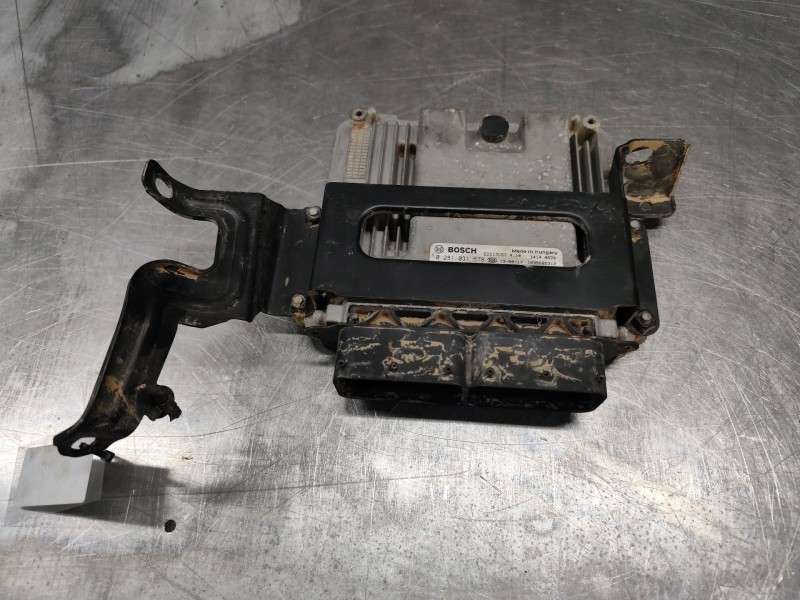 Recambio de centralita motor uce para hyundai i30 (gd) 1.6 crdi referencia OEM IAM 1039S85312 0281031578 