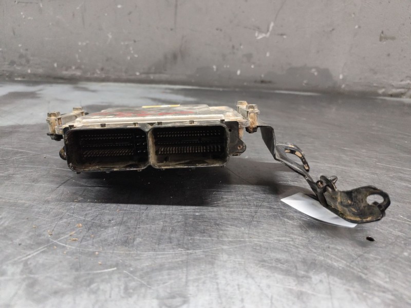 Recambio de centralita motor uce para hyundai i30 (gd) 1.6 crdi referencia OEM IAM 1039S85312 0281031578 