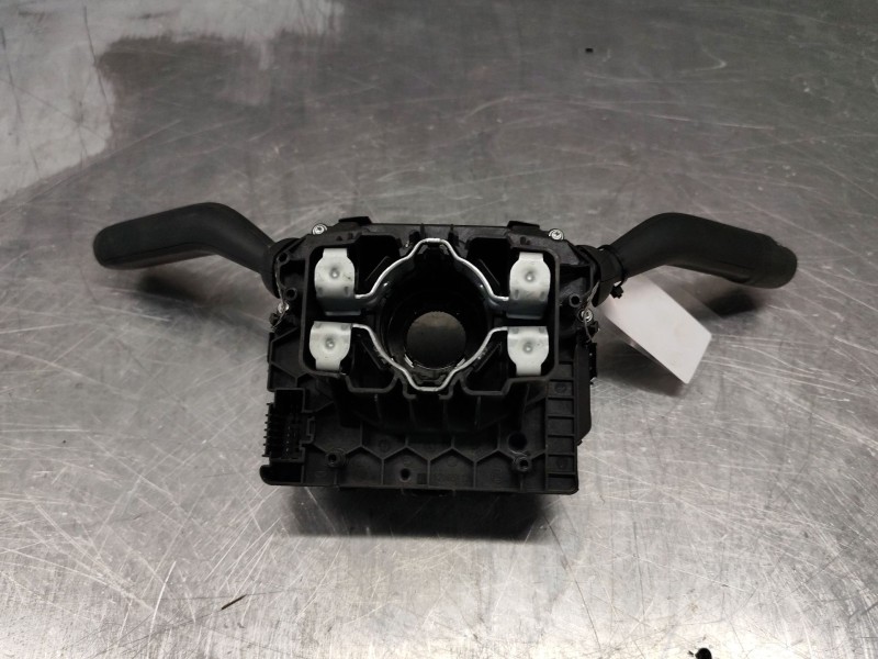 Recambio de mando multifuncion para mercedes-benz gla (h247) gla 200 d (247.712) referencia OEM IAM 1013937112  