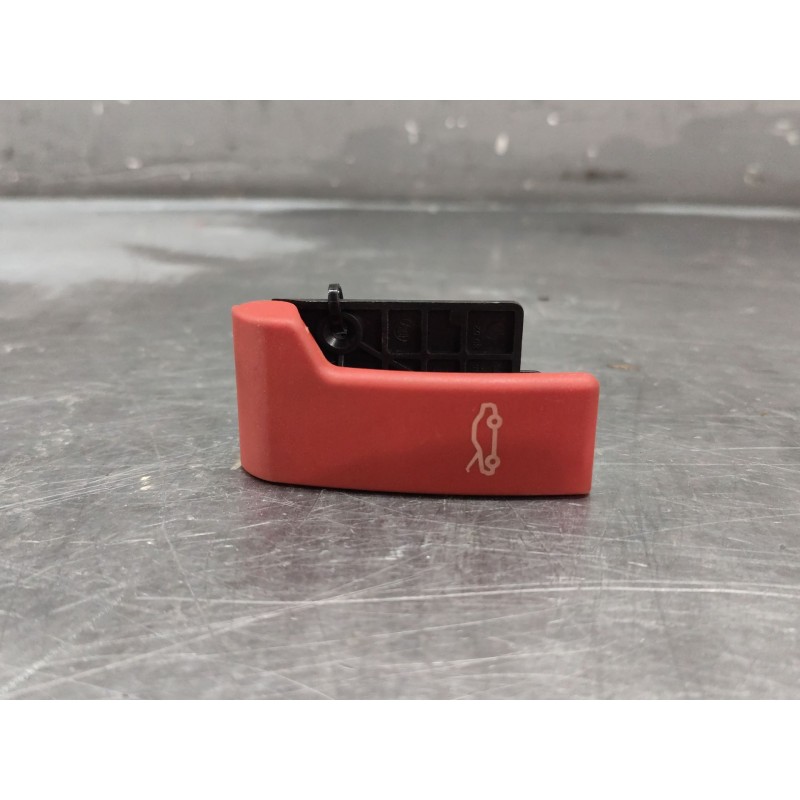 Recambio de palanca apertura capo para mercedes-benz gla (h247) gla 200 d (247.712) referencia OEM IAM A1178808902  