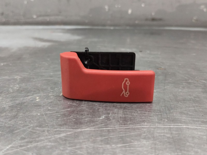 Recambio de palanca apertura capo para mercedes-benz gla (h247) gla 200 d (247.712) referencia OEM IAM A1178808902  