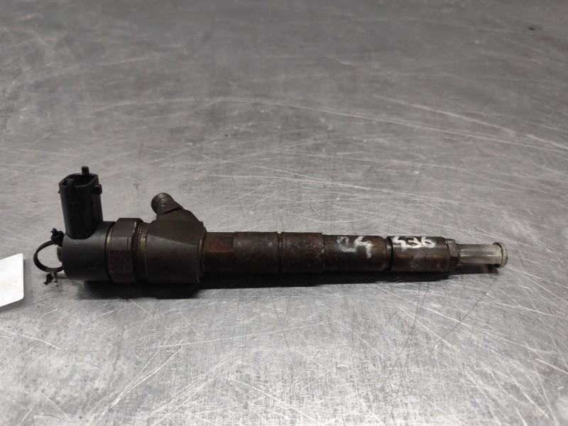 Recambio de inyector para fiat bravo ii (198_) 1.4 16v (198axs1b) referencia OEM IAM 0445110243AA  