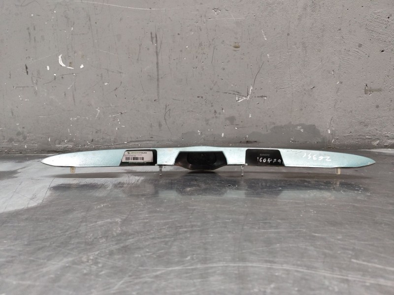 Recambio de embellecedor porton trasero para peugeot 206 berlina xr referencia OEM IAM 9629038877  